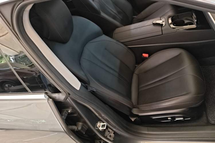 Used XPeng P7 2022 586G Right Front Seat