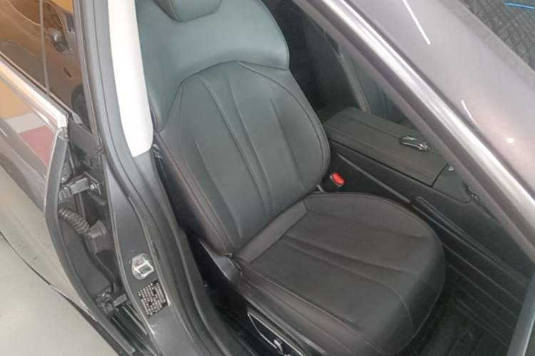 Used XPeng P7 2022 586G Right Front Seat
