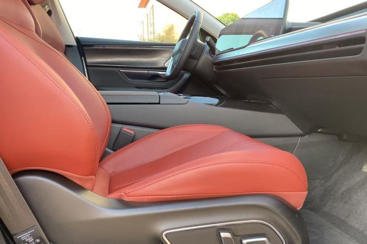 Used XPeng P7 2022 670N+ Right Front Seat