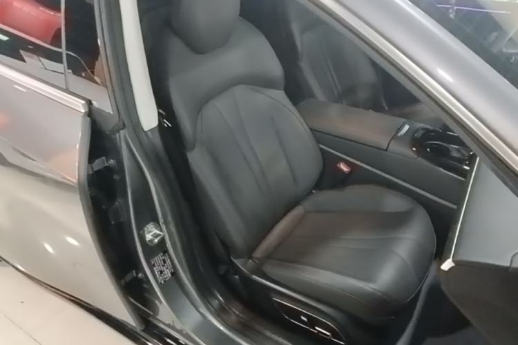 Used XPeng P7 2022 670N+ Right Front Seat
