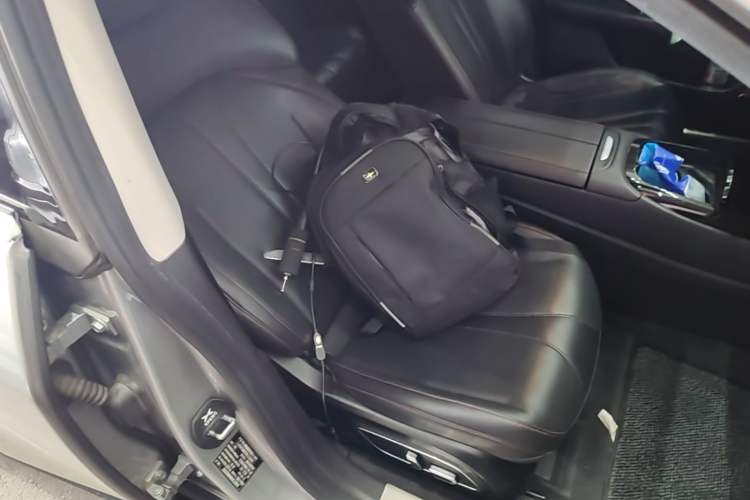 Used XPeng P7 2022 670N+ Right Front Seat