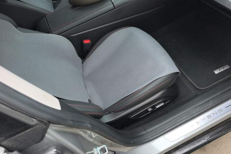 Used XPeng P7 2022 480E Right Front Seat