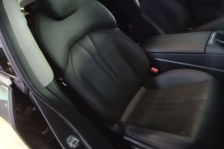 Used XPeng P7 2022 625E Right Front Seat