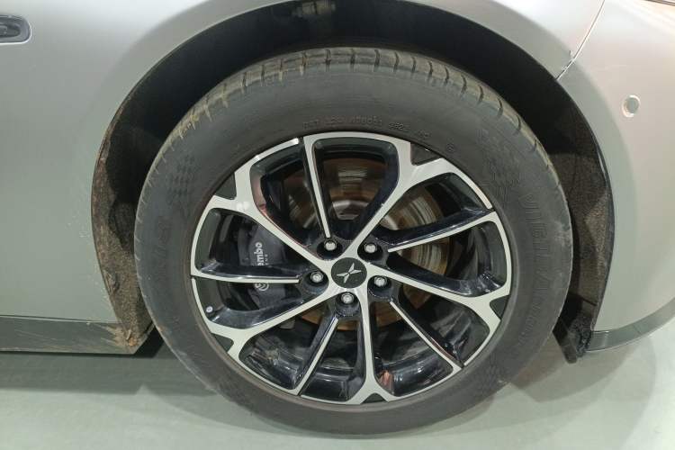 Used XPeng P7 2022 625E Right Front Wheel Hub
