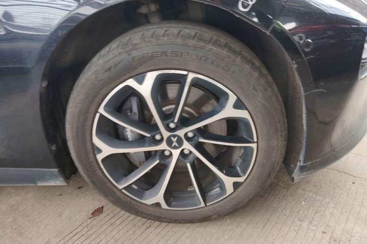 Used XPeng P7 2022 625E Right Front Wheel Hub