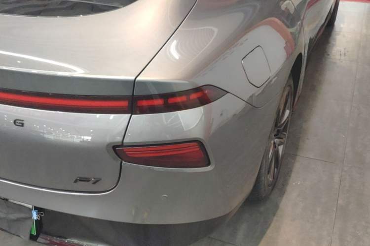 Used XPeng P7 2022 670E+ Right Rear Taillight