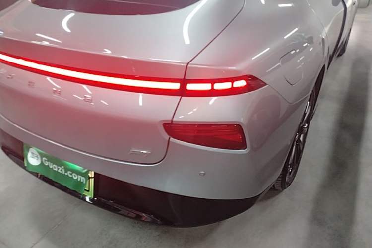 Used XPeng P7 2022 670N+ Right Rear Taillight
