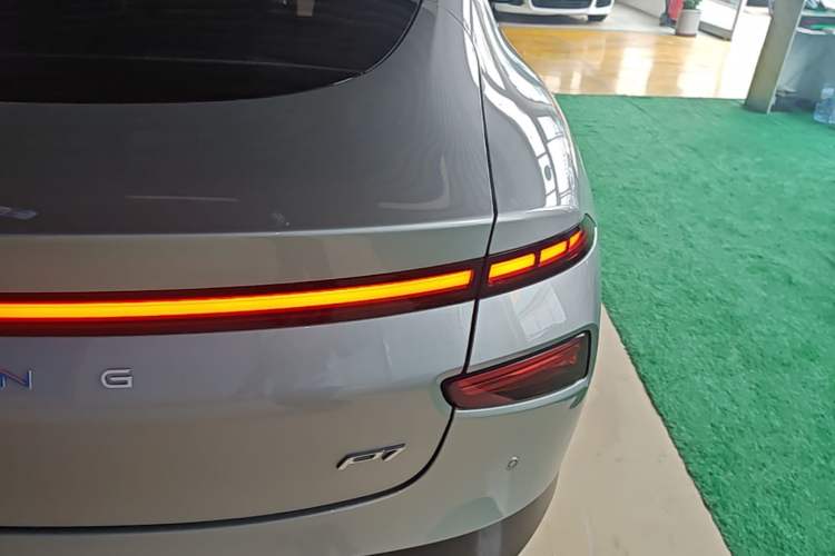 Used XPeng P7 2022 625E Right Rear Taillight
