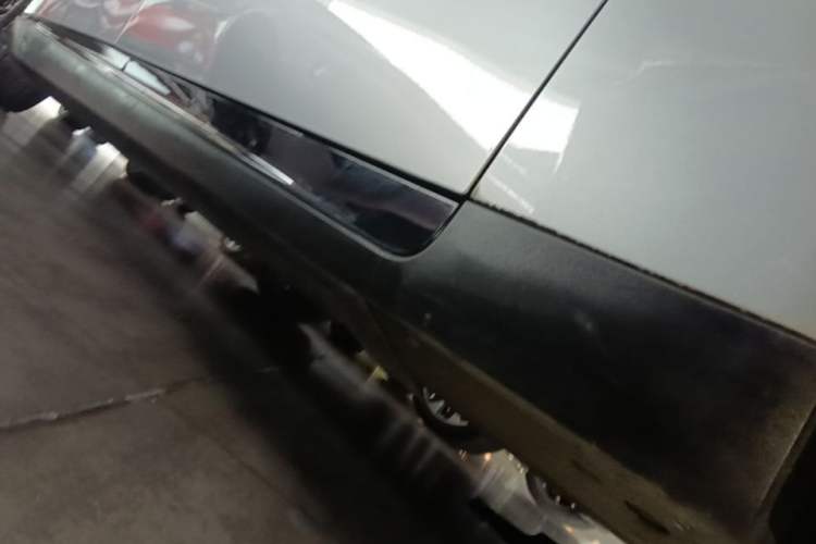 Used XPeng P7 2022 625E Right Side Sill