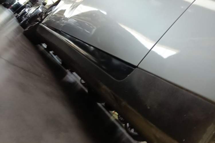 Used XPeng P7 2022 480G Right Side Sill