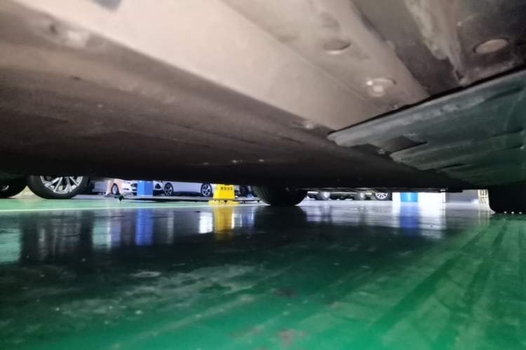 Used XPeng P7 2022 625E Right Side Sill