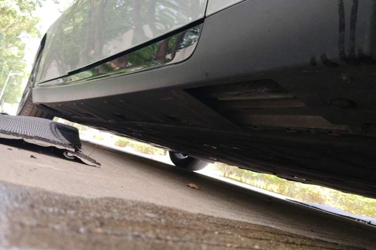 Used XPeng P7 2022 480E Right Side Sill