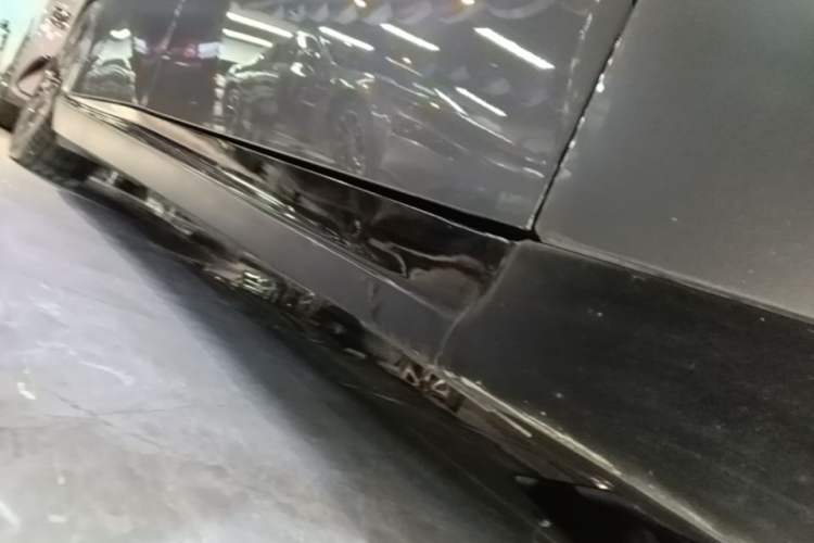 Used XPeng P7 2022 625E Right Side Sill