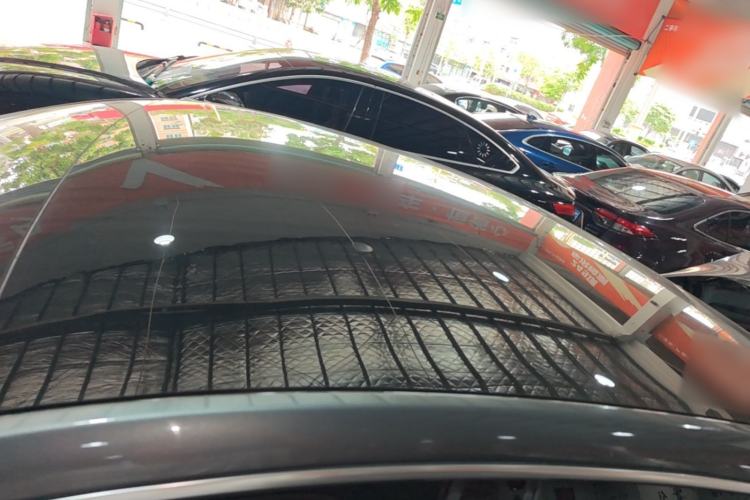 Used XPeng P7 2022 670N+ Roof