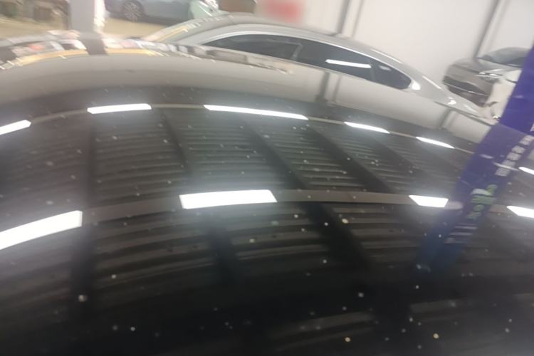 Used XPeng P7 2022 670N+ Roof