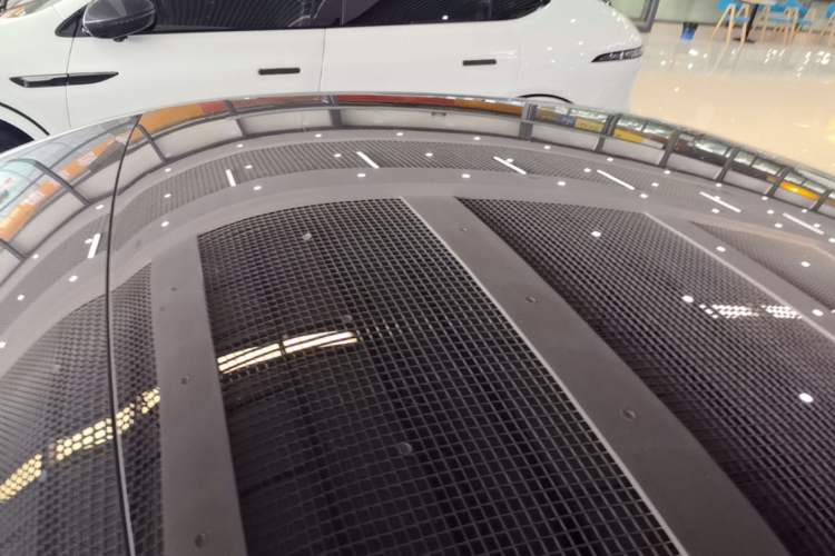 Used XPeng P7 2022 625E Roof