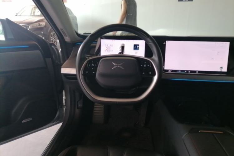 Used XPeng P7 2022 480G+ Steering Wheel
