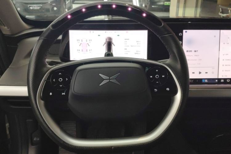 Used XPeng P7 2022 670E+ Steering Wheel