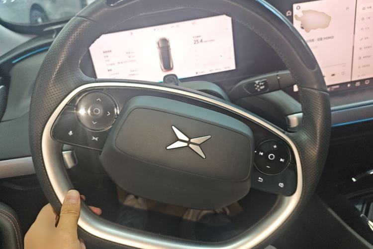 Used XPeng P7 2022 670N+ Steering Wheel