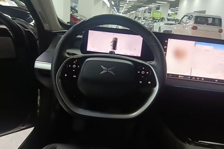 Used XPeng P7 2022 670N+ Steering Wheel
