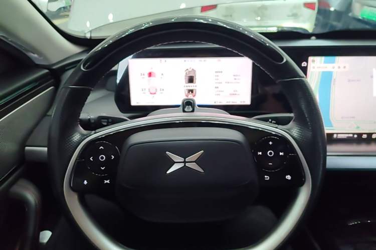 Used XPeng P7 2022 670N+ Steering Wheel