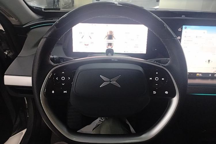 Used XPeng P7 2022 670N+ Steering Wheel