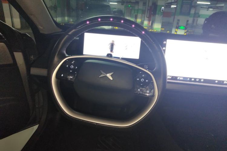 Used XPeng P7 2022 625E Steering Wheel