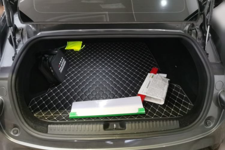Used XPeng P7 2022 480G Trunk