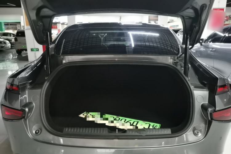 Used XPeng P7 2022 625E Trunk
