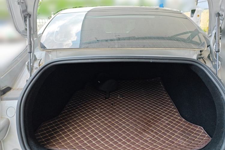 Used XPeng P7 2022 625E Trunk