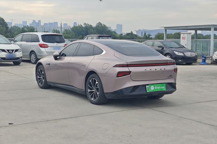 Used XPeng P7 2022 480E Exterior 9