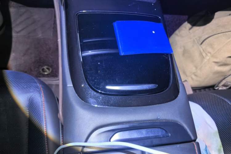 Used XPeng P7 2022 480E+ Gear Lever