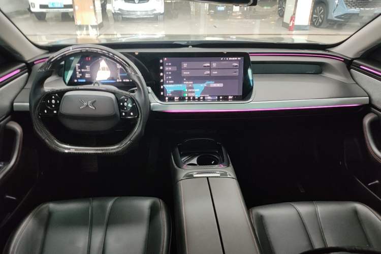 Used XPeng P7 2022 670E+ Center Console