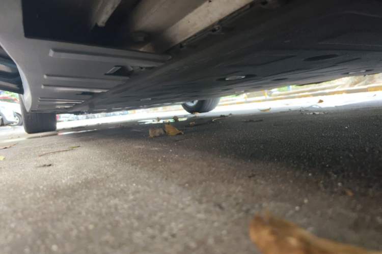 Used XPeng P7 2022 480E Chassis Rear Left