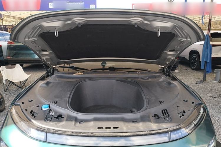 Used XPeng P7 2022 670N+ Engine Bay