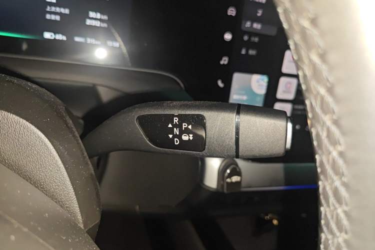 Used XPeng P7 2022 480E+ Gear Lever