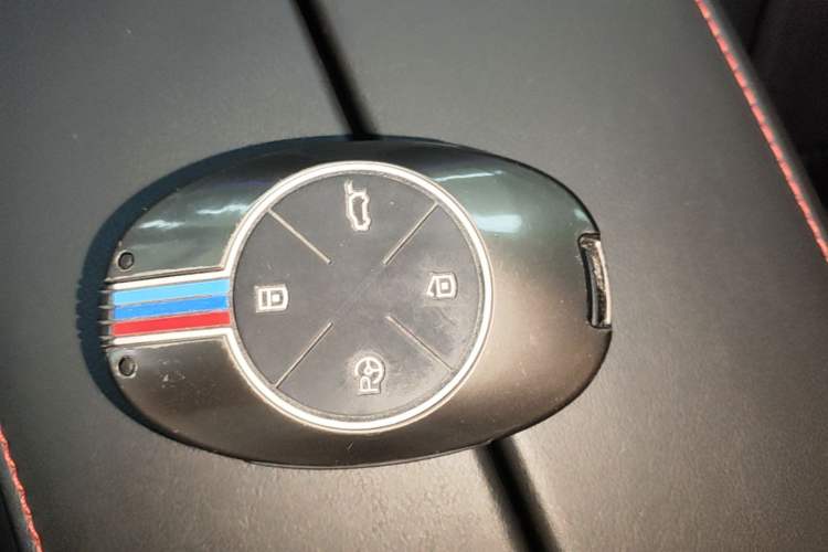 Used XPeng P7 2022 670E+ Interior 1