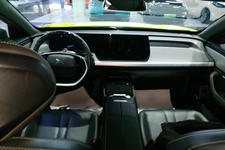 Used XPeng P7 2022 670E+ Pengyi Edition Interior 2