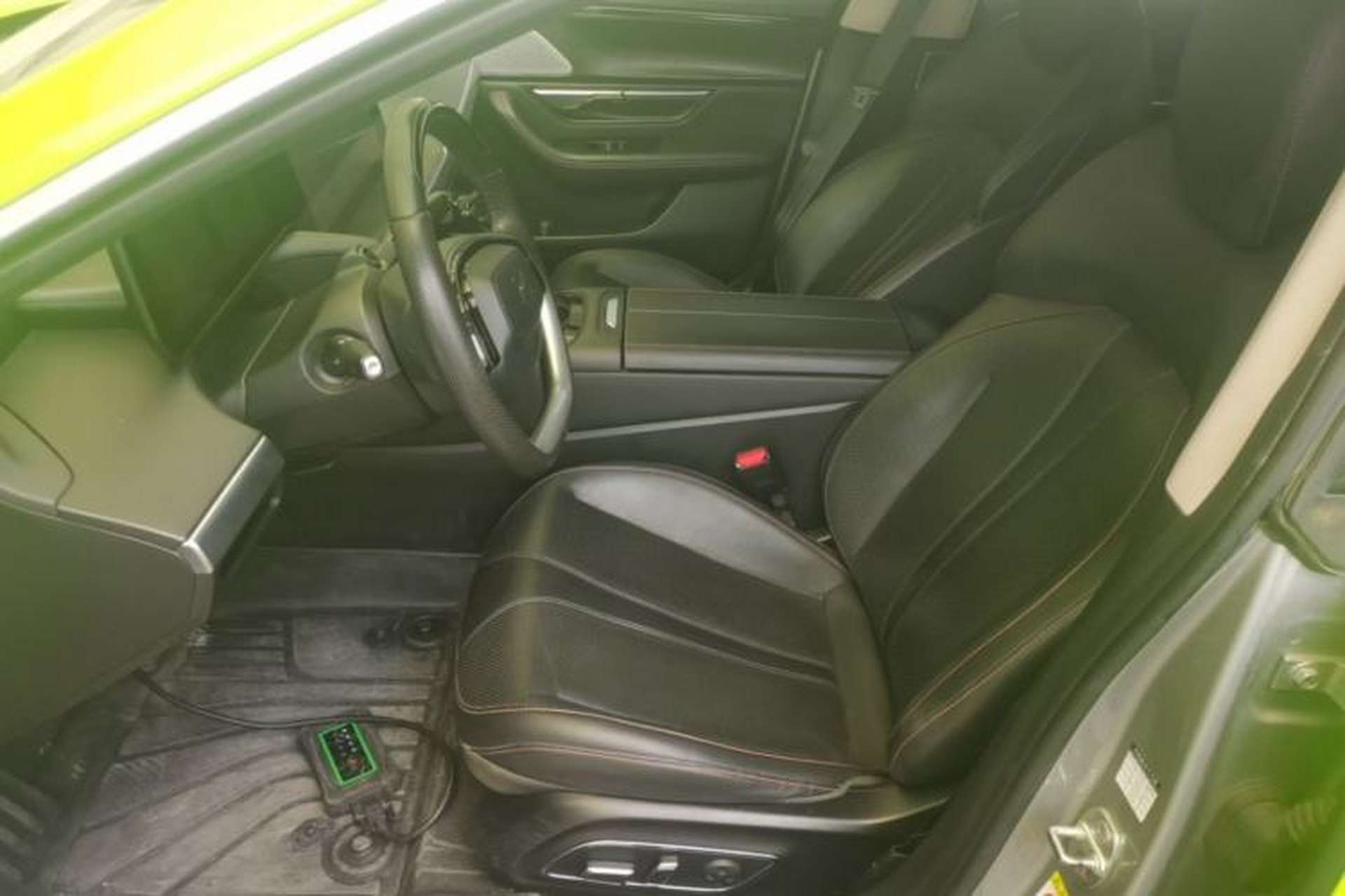 Used XPeng P7 2022 625E Left Front Seat
