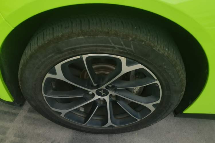 Used XPeng P7 2022 625E Left Front Wheel Hub