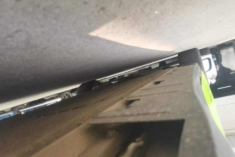 Used XPeng P7 2022 625E Left Side Sill