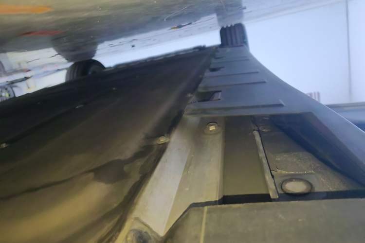 Used XPeng P7 2022 480E+ Left Side Sill