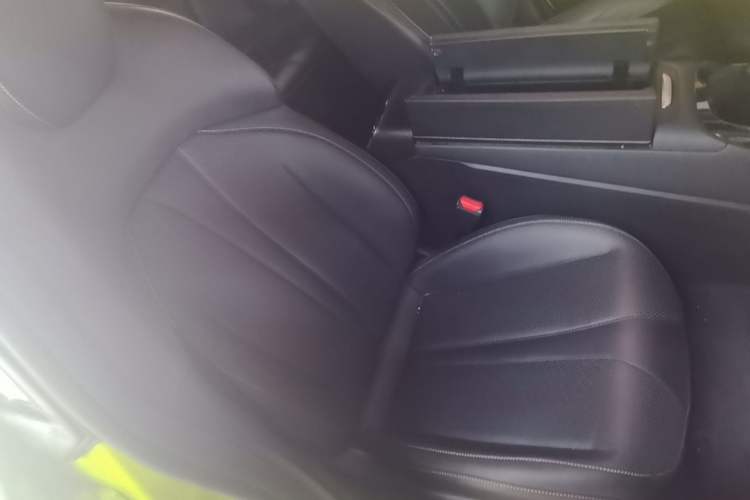 Used XPeng P7 2022 670E+ Pengyi Edition Right Front Seat