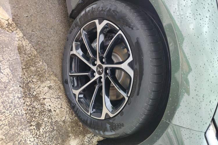 Used XPeng P7 2022 625E Right Front Wheel Hub