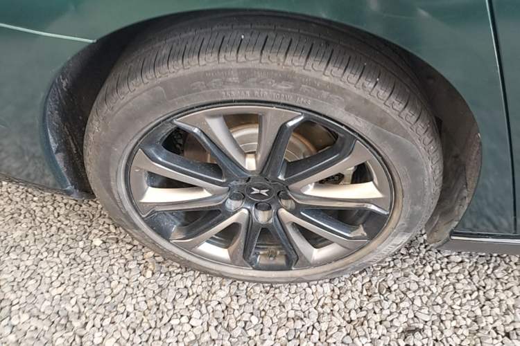 Used XPeng P7 2022 670N+ Right Rear Wheel Hub