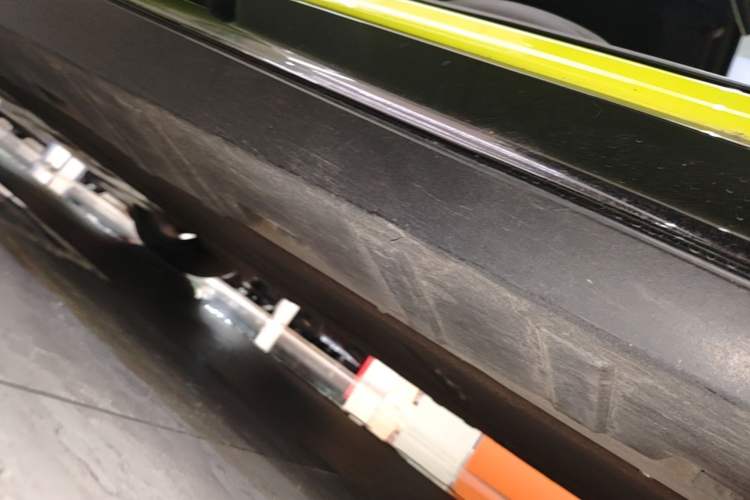 Used XPeng P7 2022 670E+ Pengyi Edition Right Side Sill