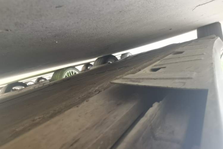 Used XPeng P7 2022 625E Right Side Sill