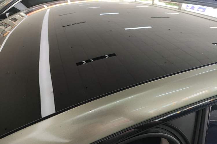 Used XPeng P7 2022 670E+ Roof