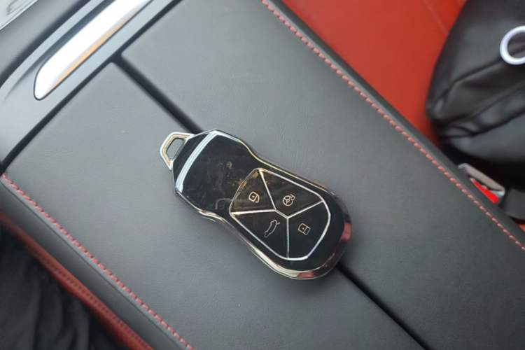 Used XPeng P7 2022 480E+ Vehicle Key