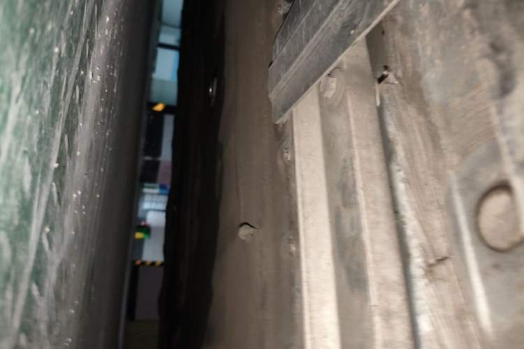 Used XPeng P7 2022 480E Chassis Rear Left